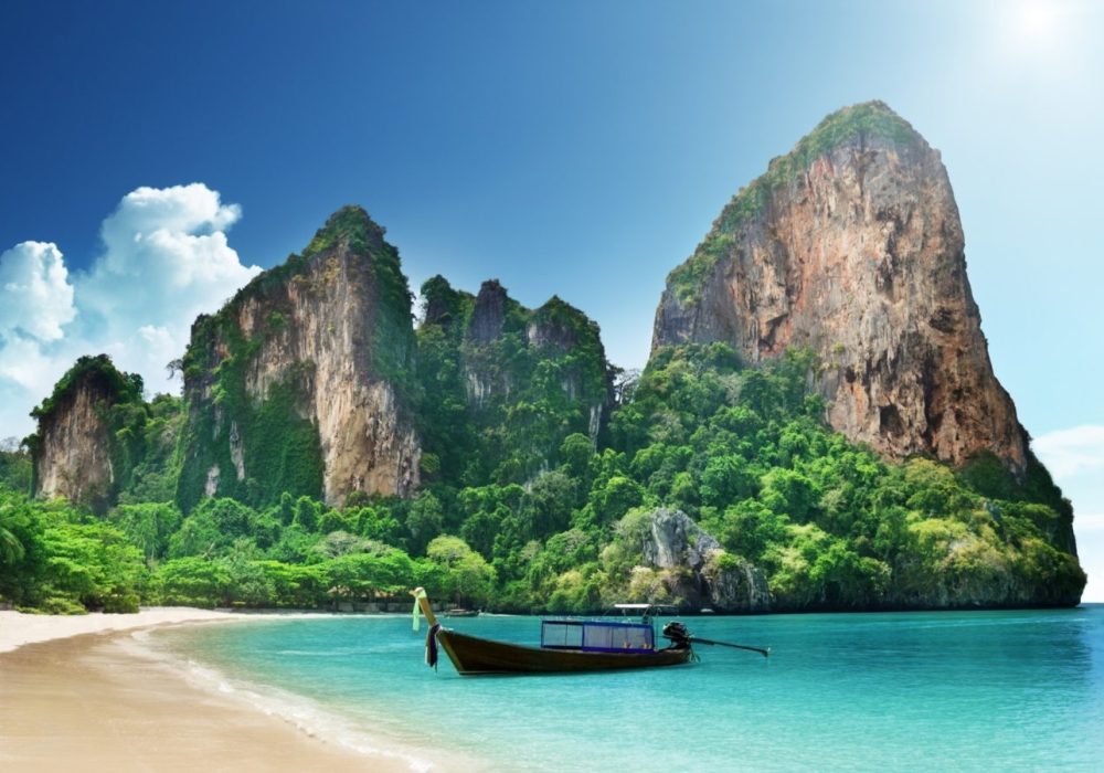 Scuba-Diving-Phuket-Andaman-Sea-Islands-Thailand